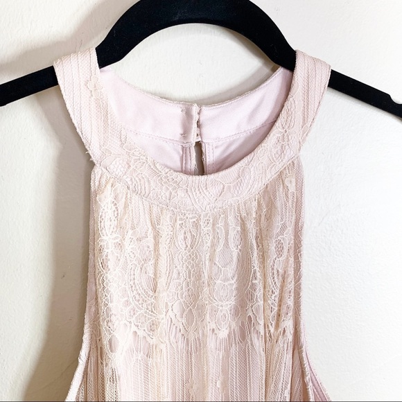 ASTR Blush Pink Lace Overlay Shift Dress Size S - Picture 3 of 9